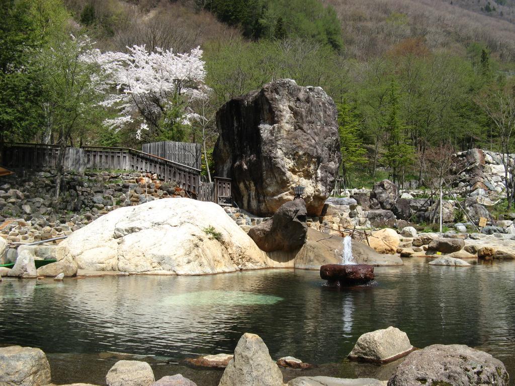 Suimeikan Karukaya Sanso Takayama  Exterior foto